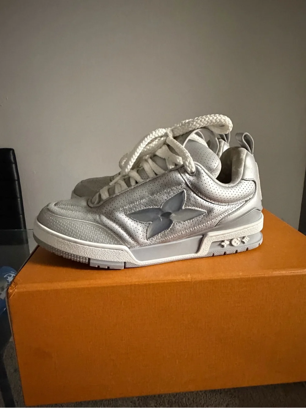 Louis Vuitton premium louis